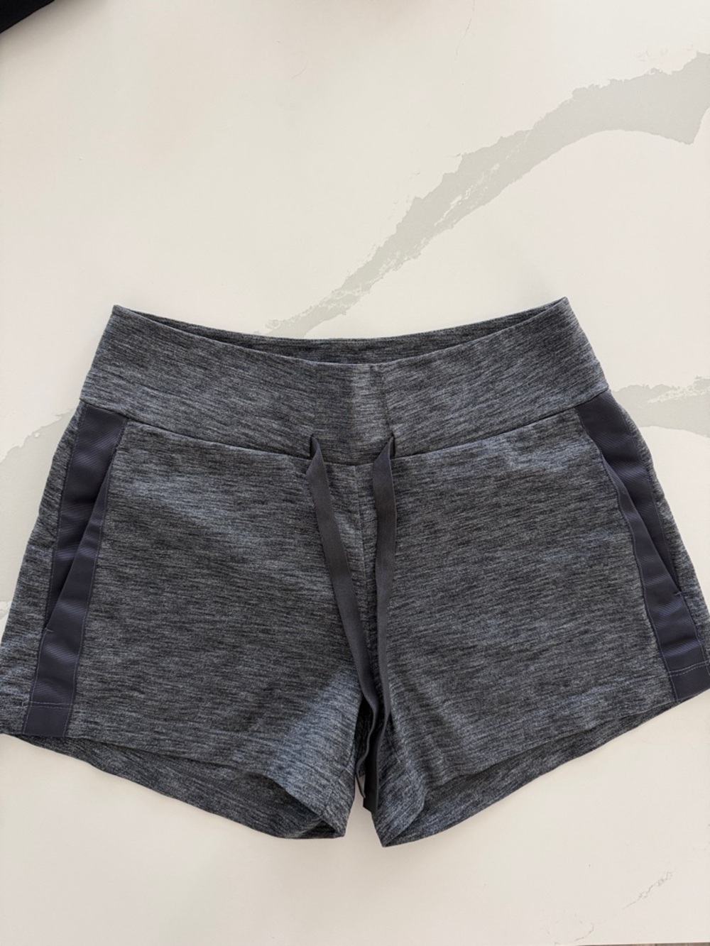 Dark Heathered Gray Athleta Metro Downtown Shorts, Size Small